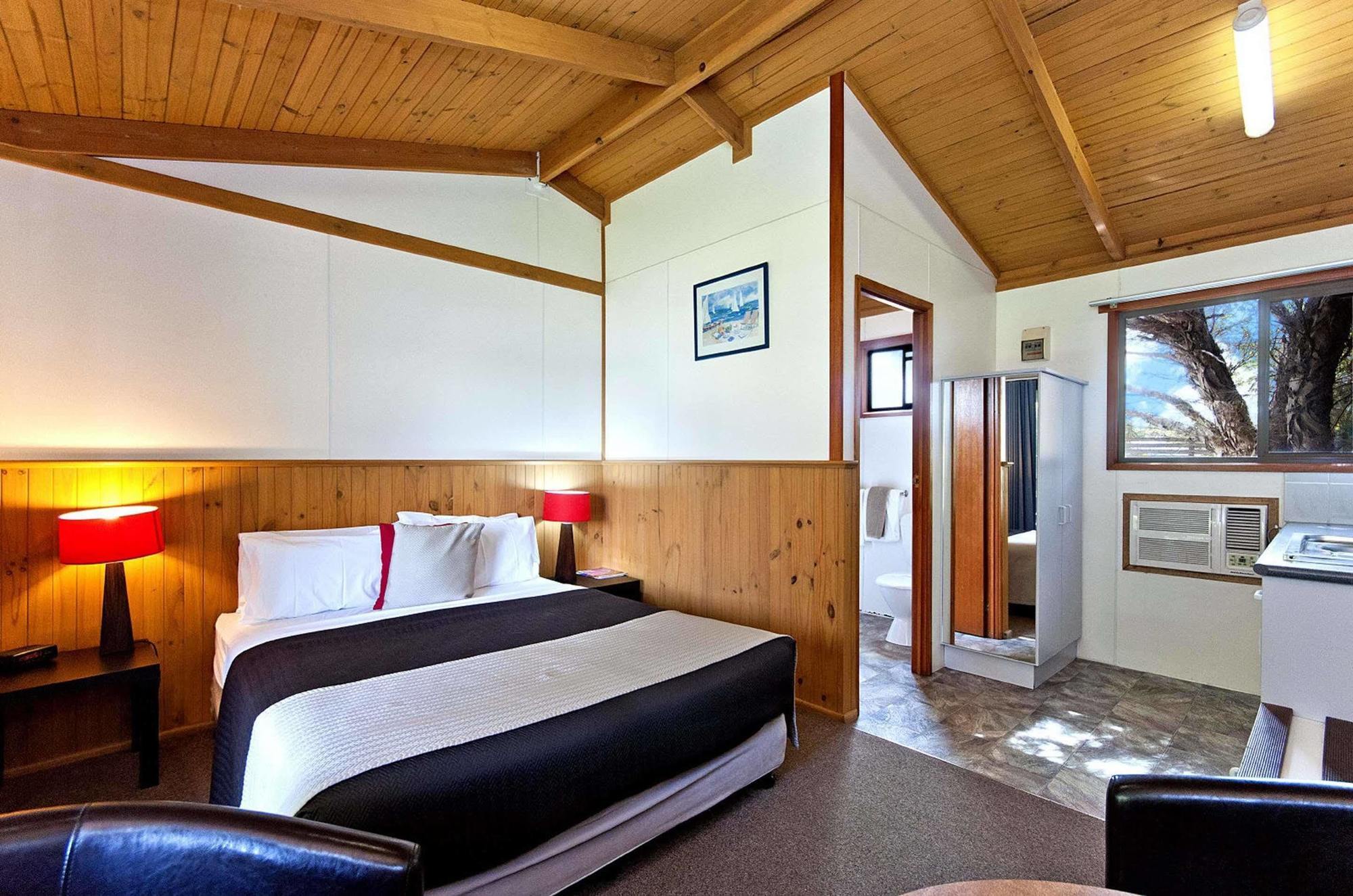 The Great Ocean Road 3*